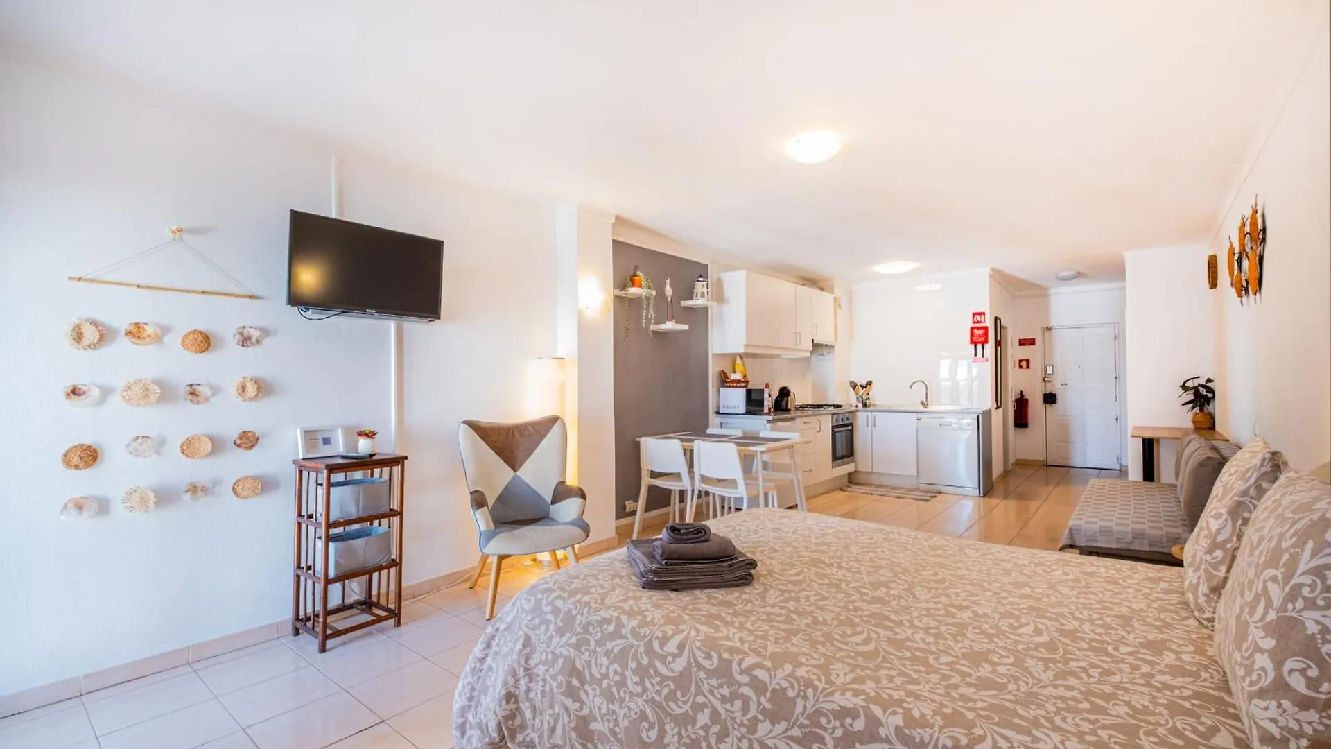 Beach Studio In Albufeira'S Old Town Albufeira